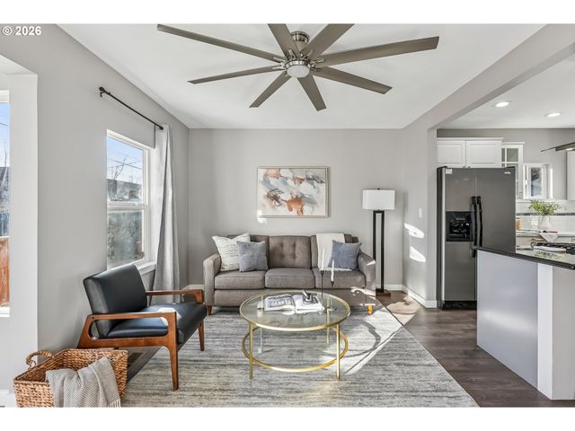 1405 Ne 63RD Ave, Portland, OR 97213