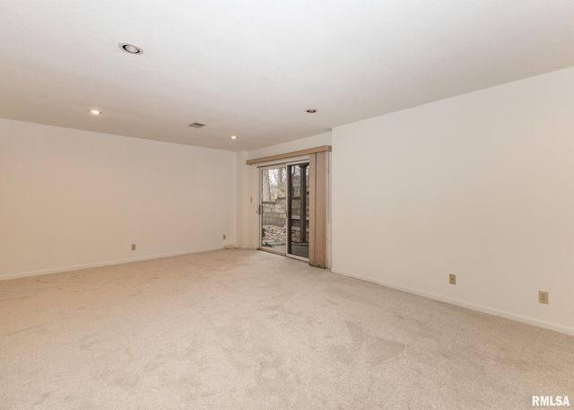 473 44TH Avenue Court, East Moline, IL 61244