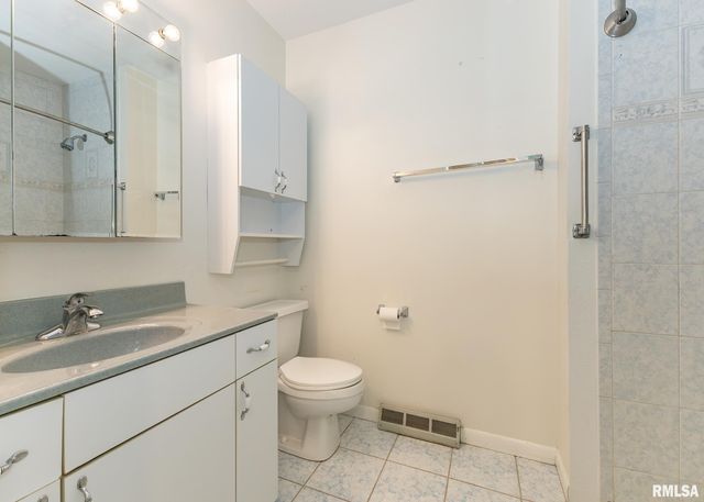 473 44TH Avenue Court, East Moline, IL 61244