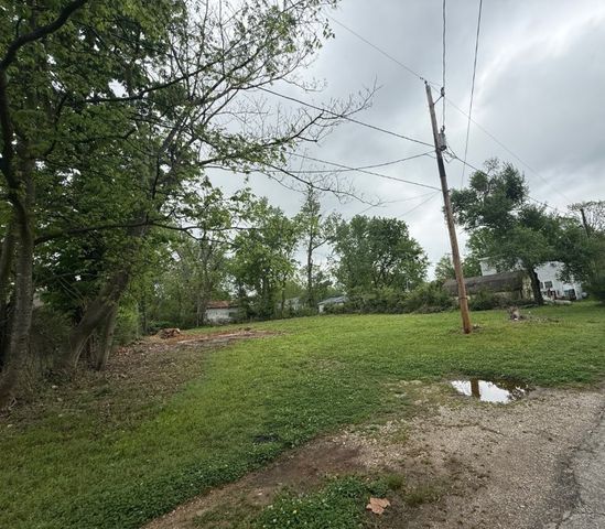 303 E Easy Street, Rogers, AR 72756