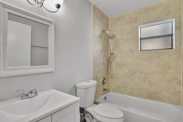 4771 NW 22nd Street 42121, Coconut Creek, FL 33063