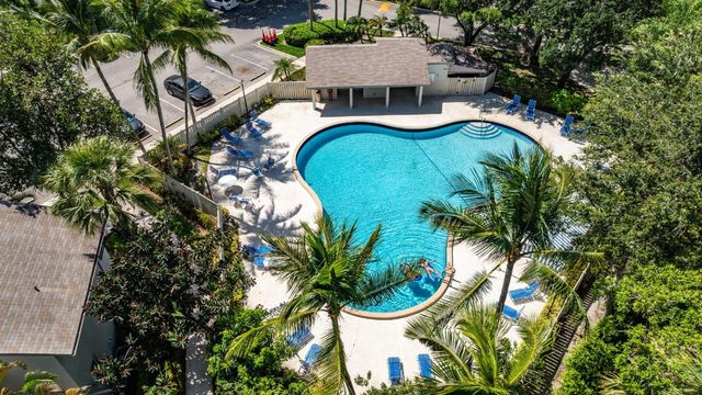 4771 NW 22nd Street 42121, Coconut Creek, FL 33063