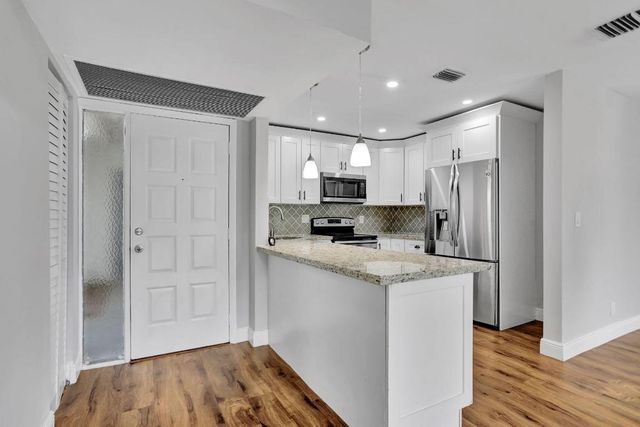 4771 NW 22nd Street 42121, Coconut Creek, FL 33063