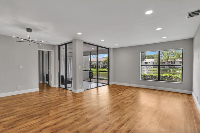 4771 NW 22nd Street 42121, Coconut Creek, FL 33063