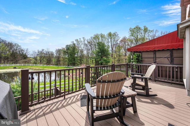 48 SADDLER DR, Elverson, PA 19520