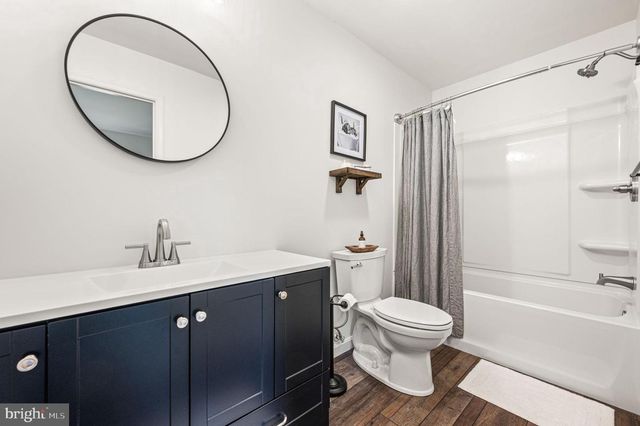 48 SADDLER DR, Elverson, PA 19520