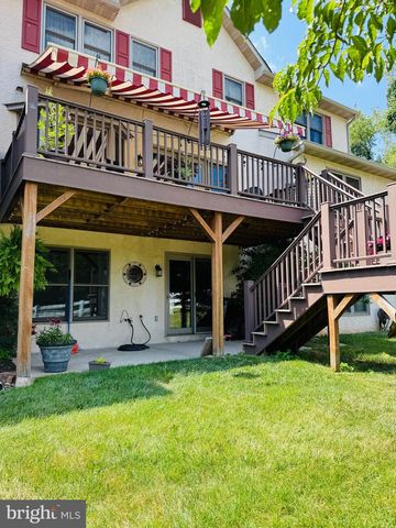 48 SADDLER DR, Elverson, PA 19520