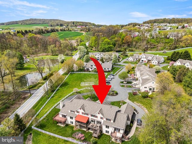 48 SADDLER DR, Elverson, PA 19520