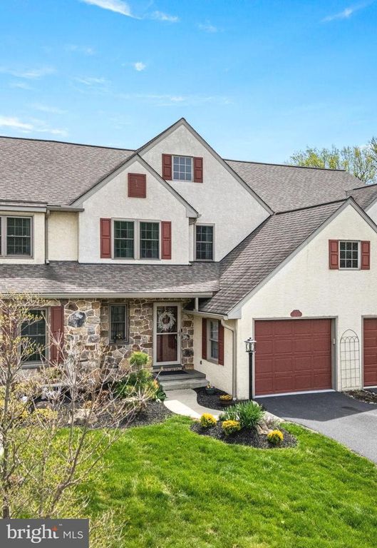 48 SADDLER DR, Elverson, PA 19520