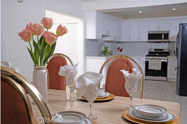 10660 Melvin Avenue, Porter Ranch (los Angeles), CA 91326