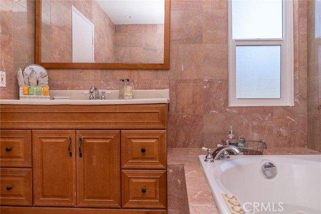 10660 Melvin Avenue, Porter Ranch (los Angeles), CA 91326