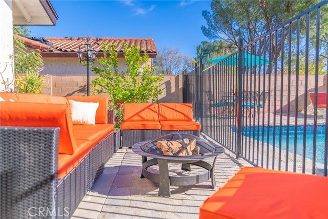 10660 Melvin Avenue, Porter Ranch (los Angeles), CA 91326