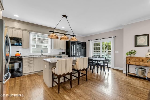 12 Forrest Avenue, Rumson, NJ 07760