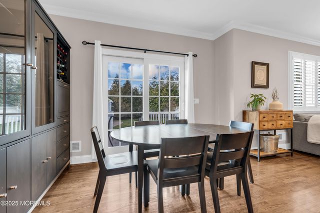 12 Forrest Avenue, Rumson, NJ 07760