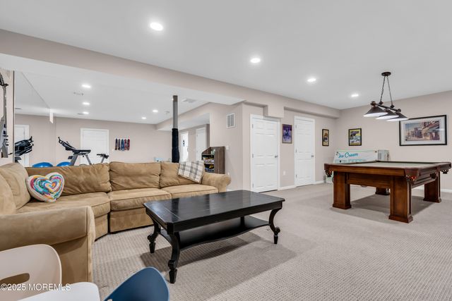 12 Forrest Avenue, Rumson, NJ 07760