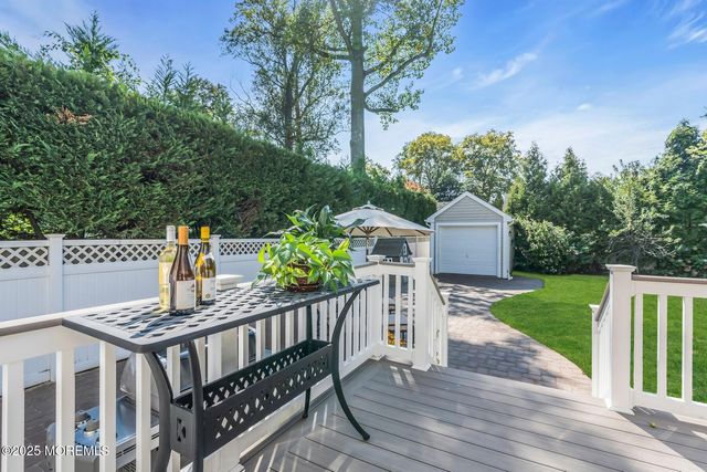 12 Forrest Avenue, Rumson, NJ 07760
