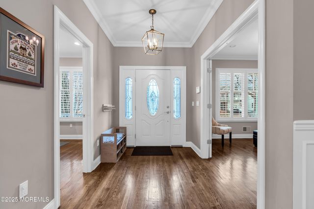 12 Forrest Avenue, Rumson, NJ 07760