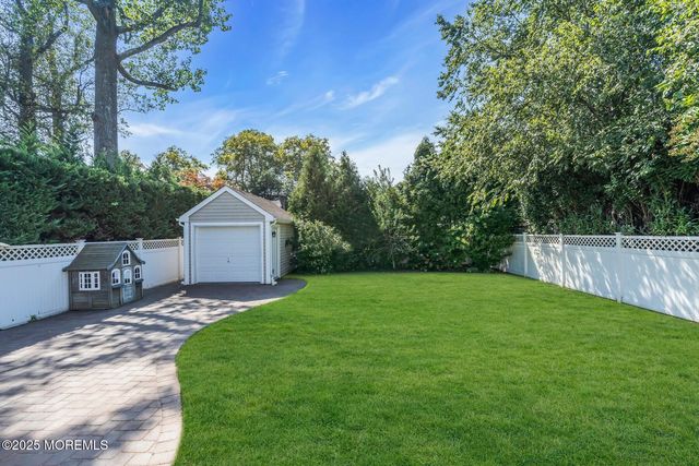 12 Forrest Avenue, Rumson, NJ 07760