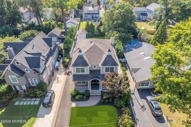 12 Forrest Avenue, Rumson, NJ 07760