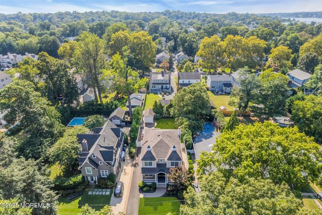 12 Forrest Avenue, Rumson, NJ 07760