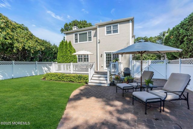 12 Forrest Avenue, Rumson, NJ 07760