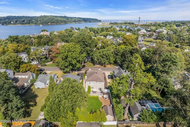 12 Forrest Avenue, Rumson, NJ 07760