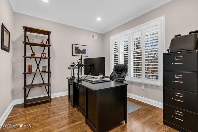 12 Forrest Avenue, Rumson, NJ 07760