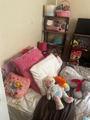 724 BOTTOM LEE ROAD, Warrior, AL 35180