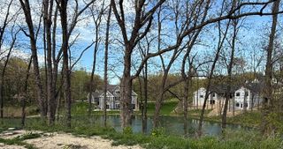 702 W Bay Court, Crown Point, IN 46307