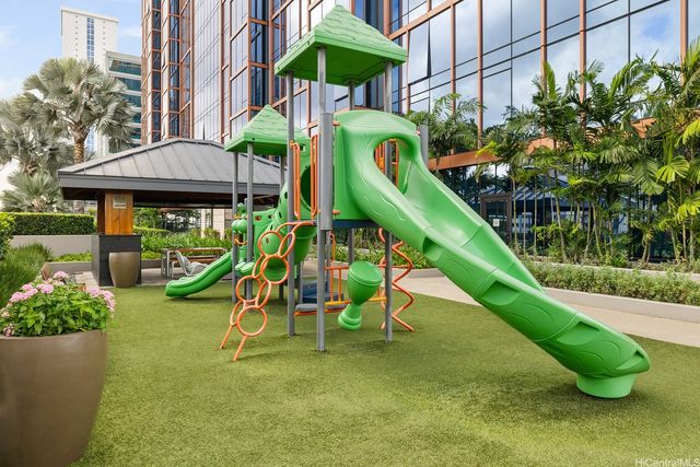 1555 Kapiolani Boulevard 1603, Honolulu, HI 96814