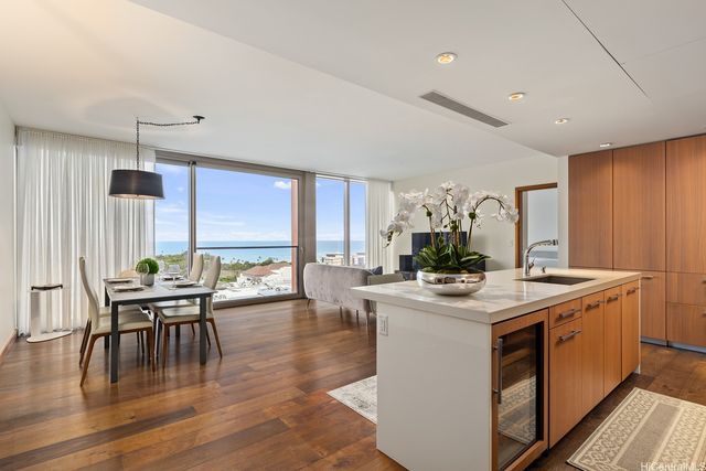 1555 Kapiolani Boulevard 1603, Honolulu, HI 96814