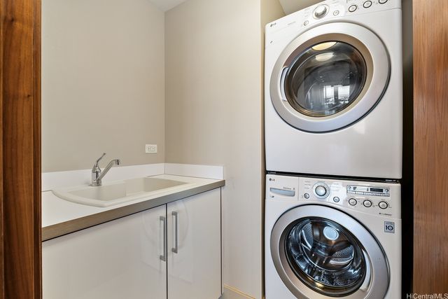 1555 Kapiolani Boulevard 1603, Honolulu, HI 96814
