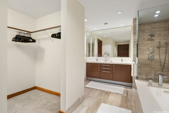 1555 Kapiolani Boulevard 1603, Honolulu, HI 96814
