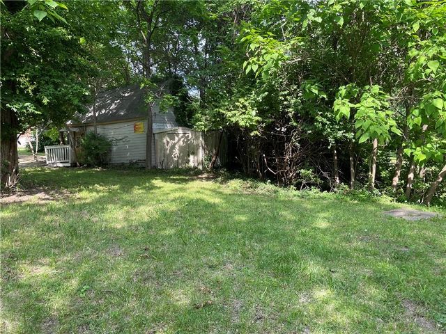 3627 41st Street, Kansas City, MO 64117