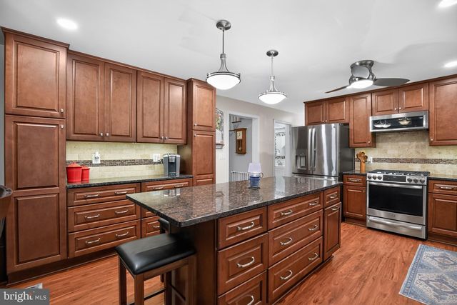 27075 WIDOW LN, Mechanicsville, MD 20659