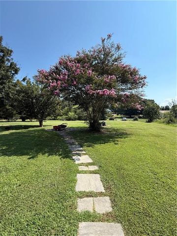 171 Buck Boulevard SE, Calhoun, GA 30701