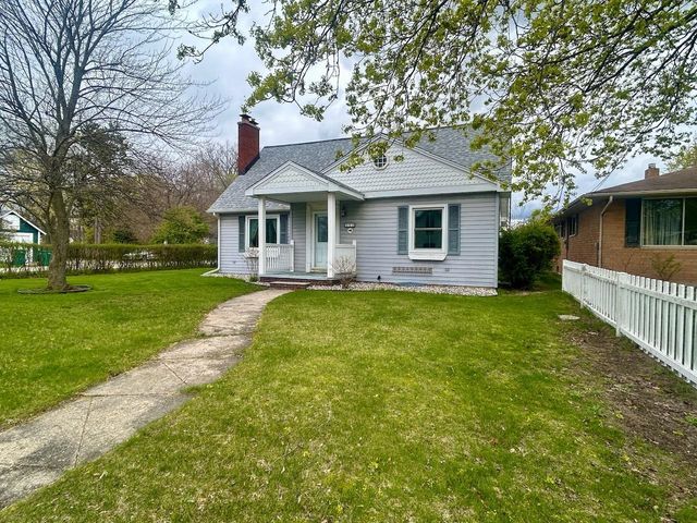 444 N Silverleaf Street, Gladwin, MI 48624