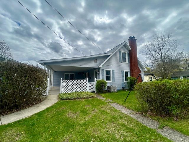 444 N Silverleaf Street, Gladwin, MI 48624