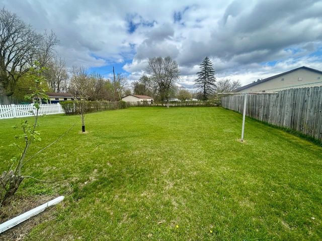 444 N Silverleaf Street, Gladwin, MI 48624