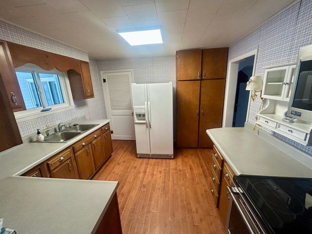 444 N Silverleaf Street, Gladwin, MI 48624