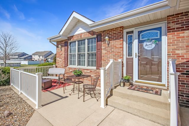 5824 Arrowhead Court, Schererville, IN 46375