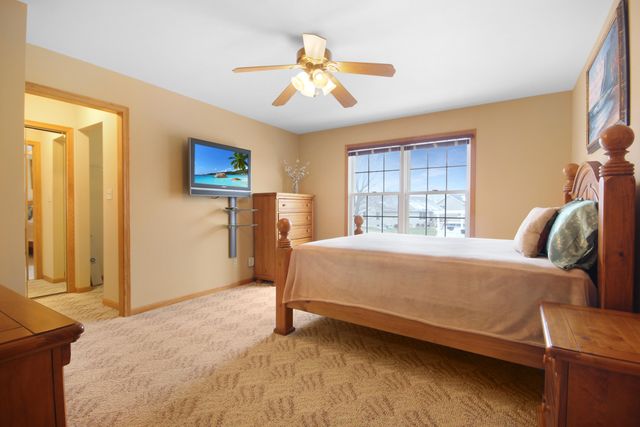 5824 Arrowhead Court, Schererville, IN 46375