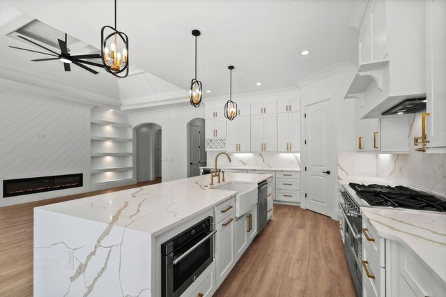 289 All Saints Loop, Pawleys Island, SC 29585