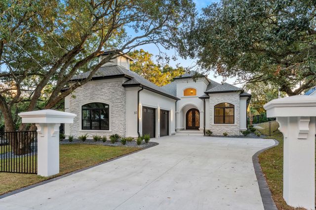 289 All Saints Loop, Pawleys Island, SC 29585