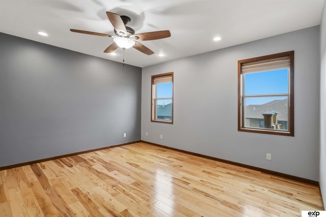 2727 Shadowbrook Drive, Lincoln, NE 68516