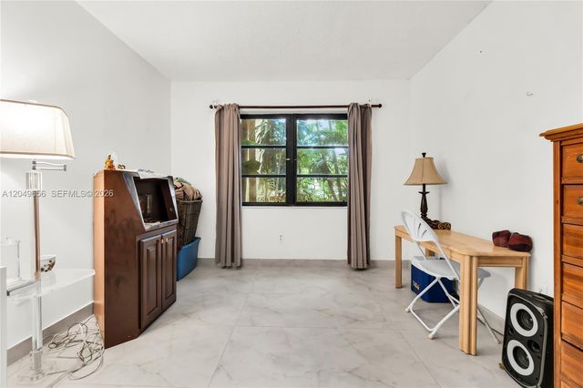 8660 SW 149th Ave 205, Miami, FL 33193