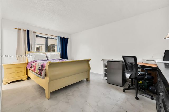 8660 SW 149th Ave 205, Miami, FL 33193