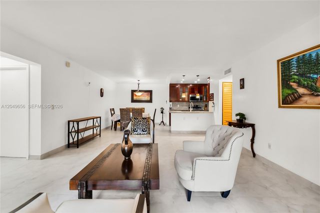 8660 SW 149th Ave 205, Miami, FL 33193