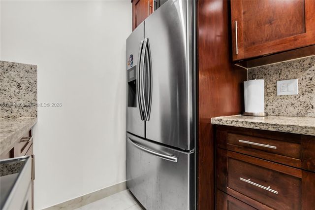 8660 SW 149th Ave 205, Miami, FL 33193