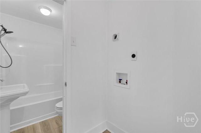 627 W 48th Street, Savannah, GA 31405